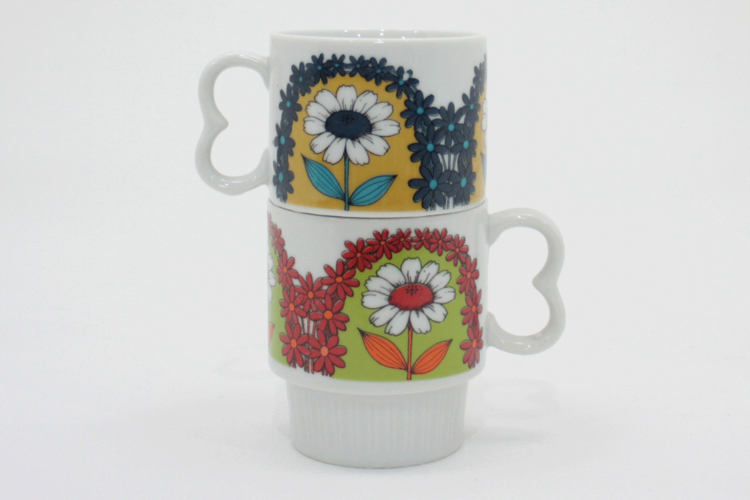 Vintage Tupperware Brand Stackable Mugs/cups 
