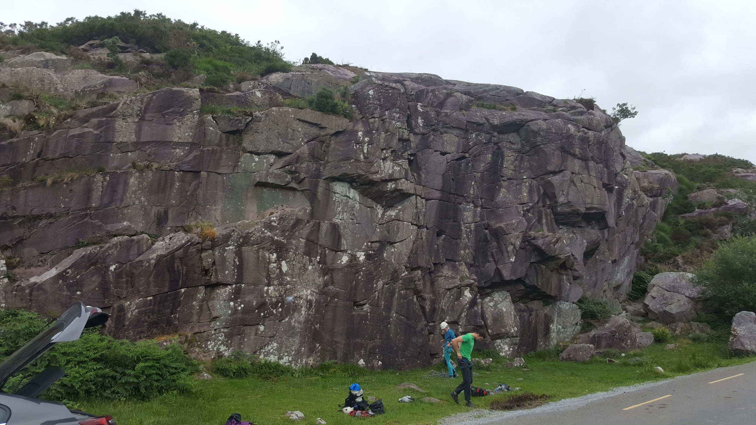 Brennan’s Leap, the ultimate roadside crag. (Photo: Alistair)