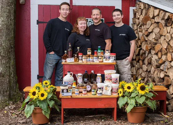 Jed’s Maple Products 259 Derby Pond Road, Derby 05829 www.jedsmaple.com | (802) 766-2700 Open year round, Mon-Fri 8am-5pm, Sat 10am-4pm. A certified organic sugaring operation that produces a host of maple specialty foods. Family maple museum on-site, an eco-friendly sugarhouse and gift shop. Tours, tastings and so much more!