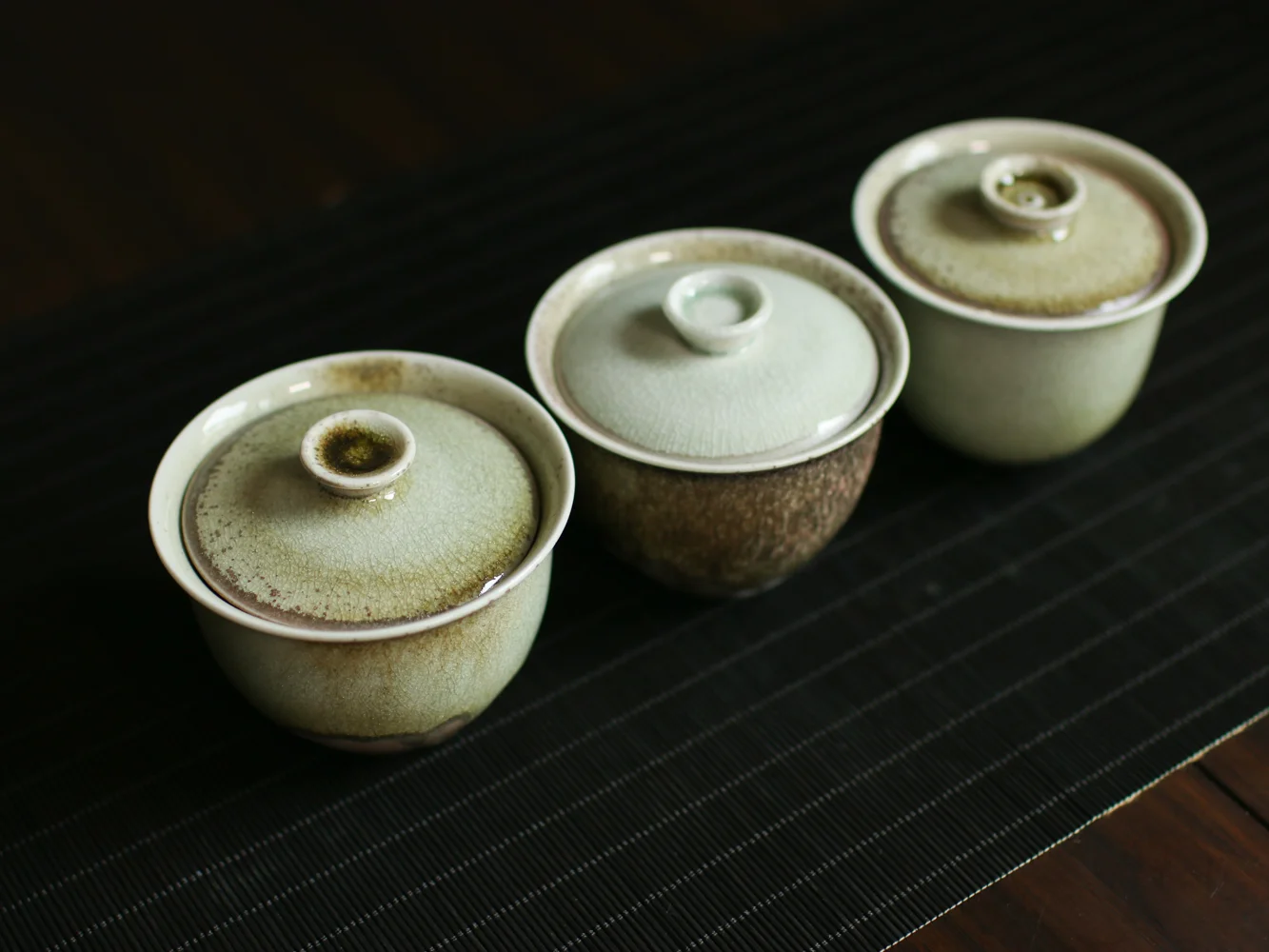 Handmade Light Green Volcano Gaiwan