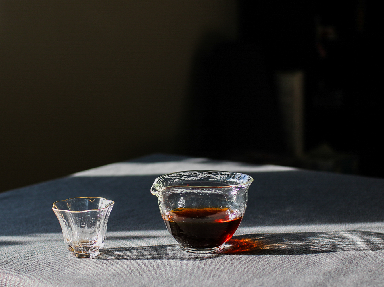 Handmade Hammered Peach Heart Glass Fair Cup — tea