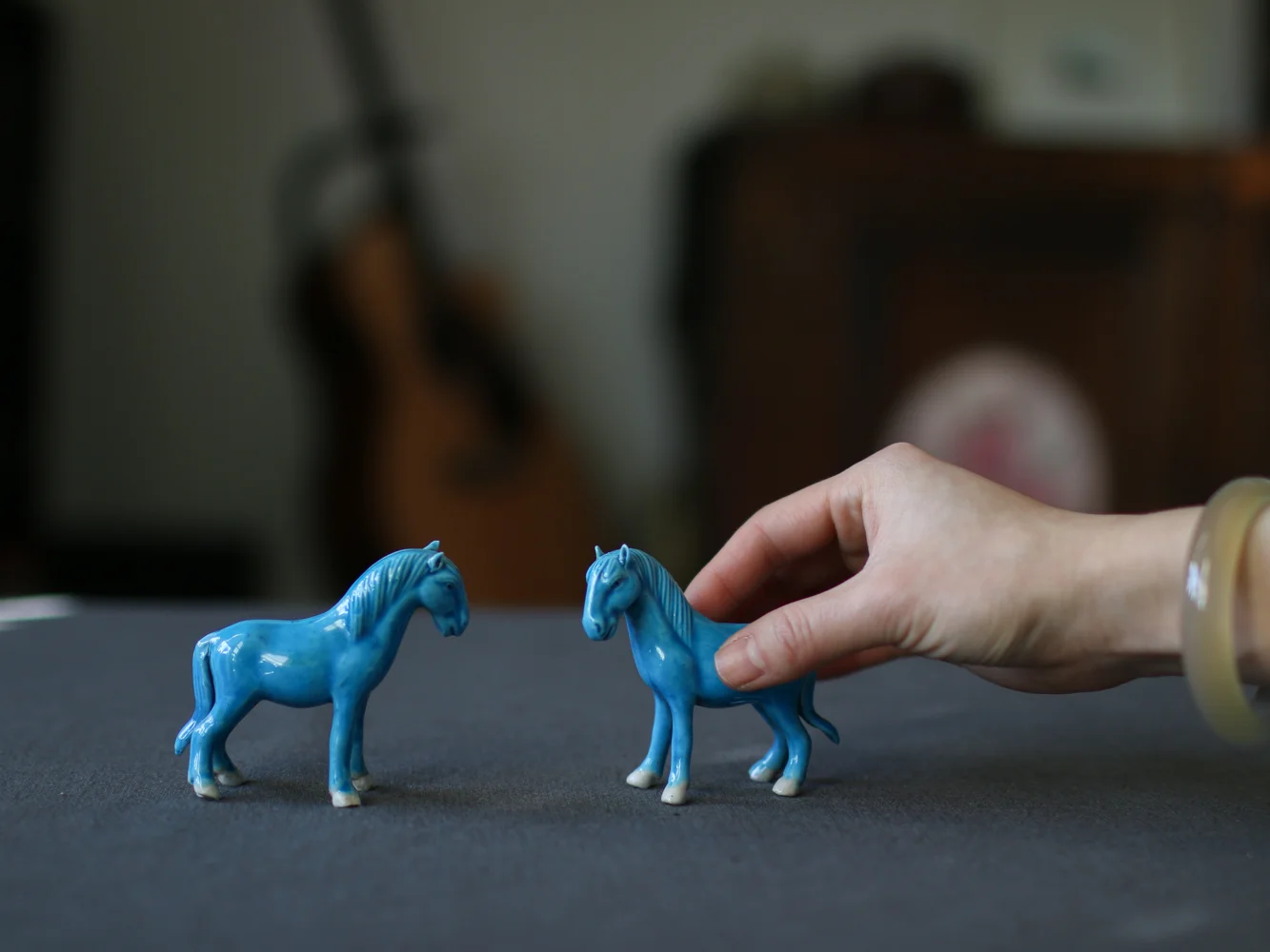 Handmade Antique Blue Horse Teapets