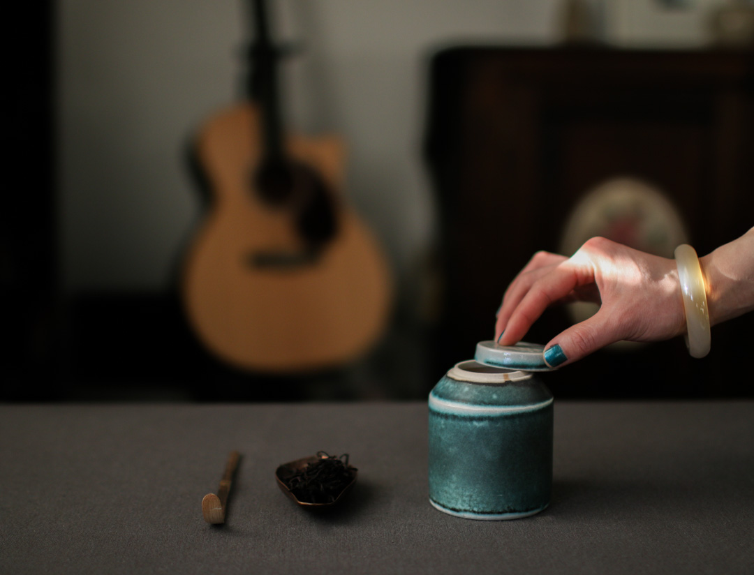 Dark Green Soda Firing Tea Jar