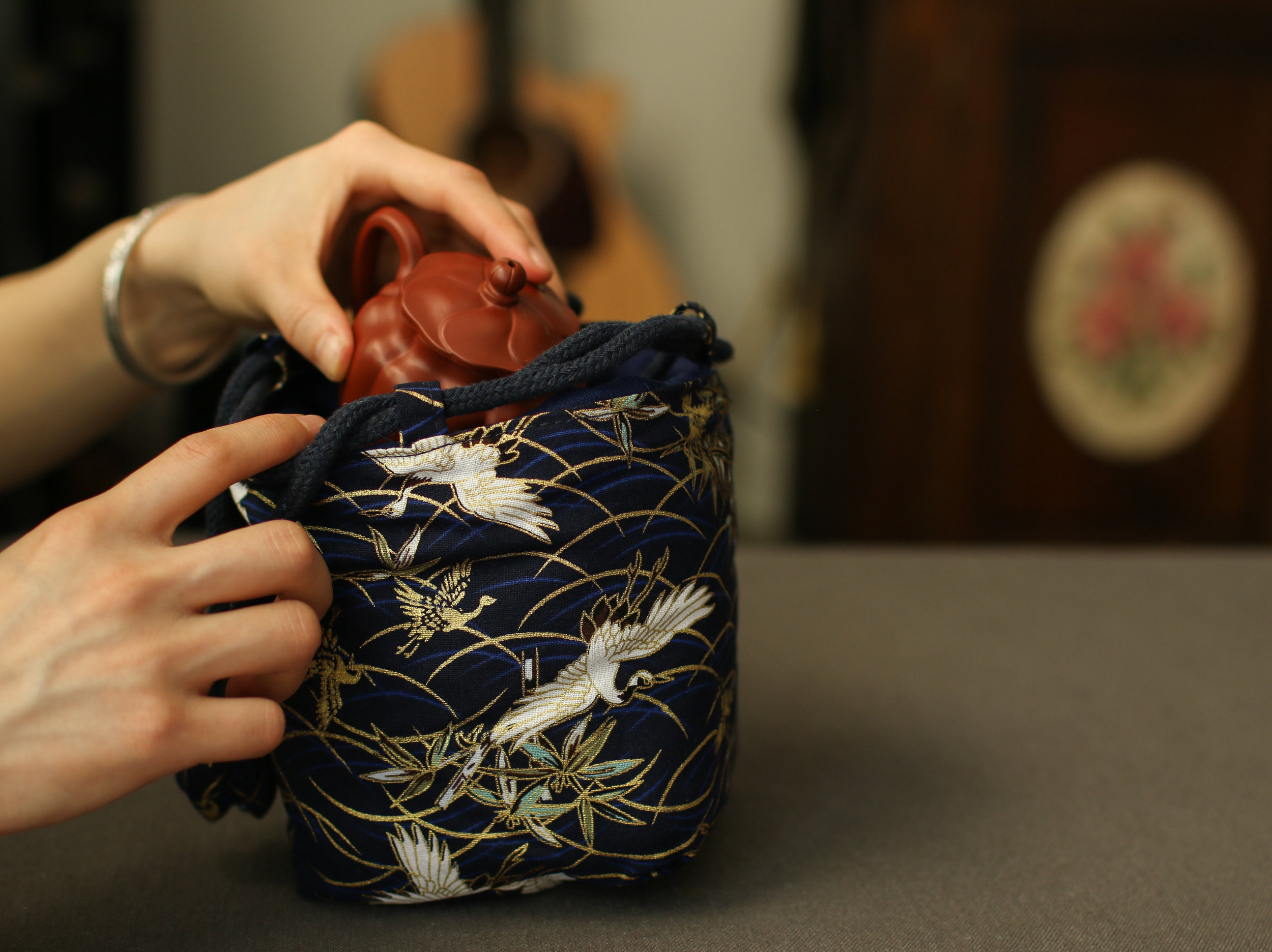 Navy Blue Flying Crane Teaware Pouch
