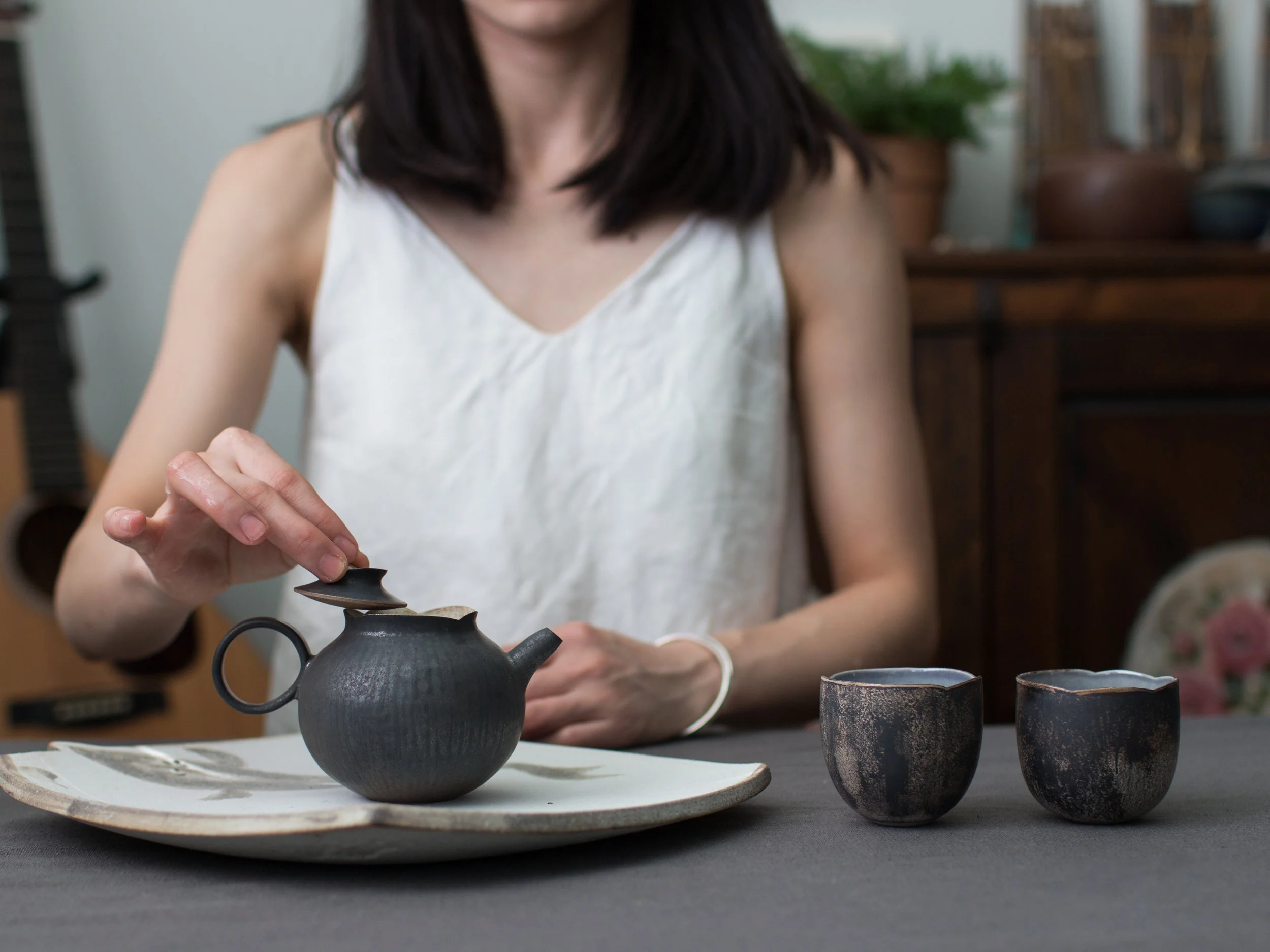 Handmade Round Germination Teapot