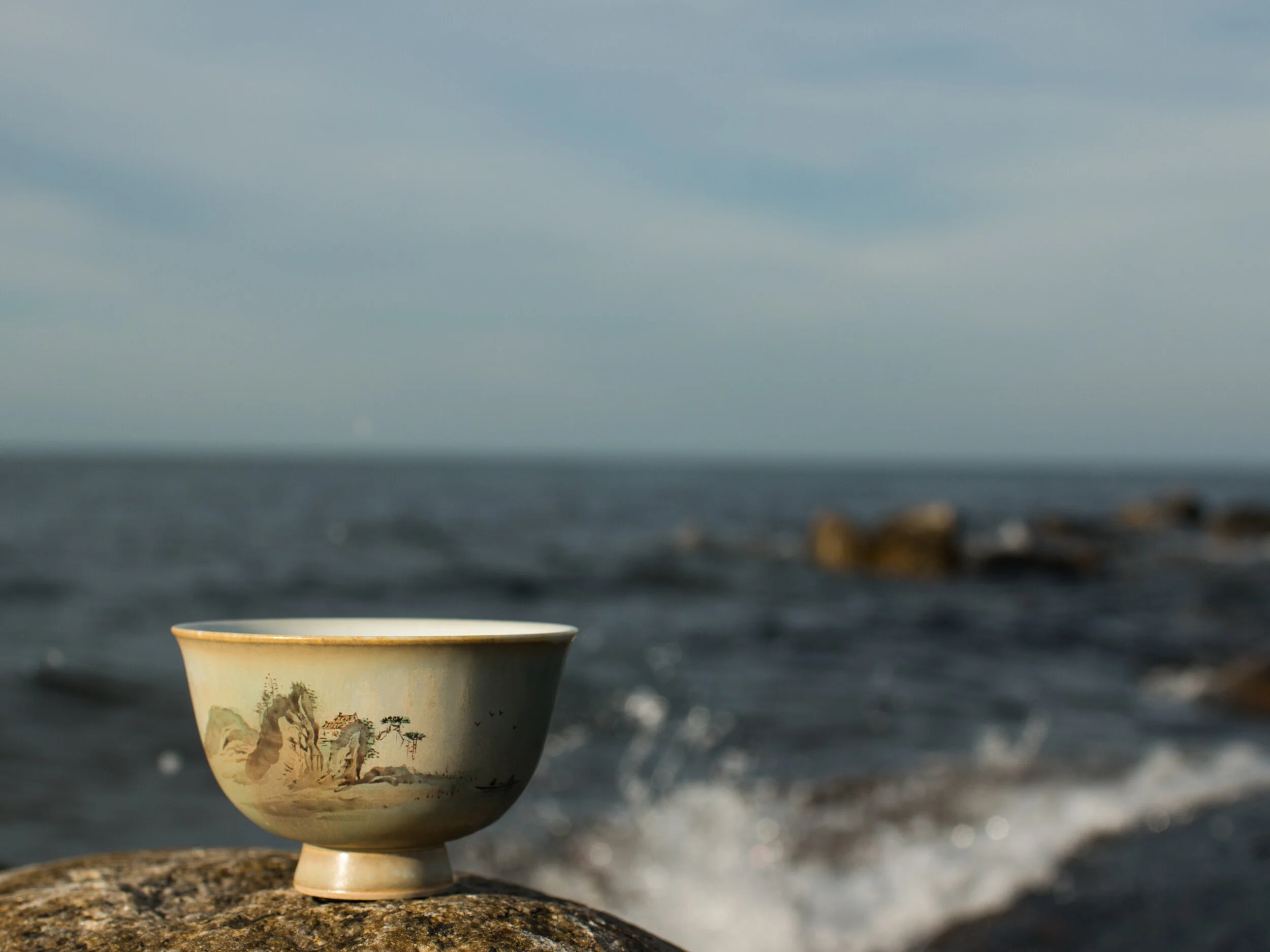 Hand-painted Mountain &amp; River Teacup