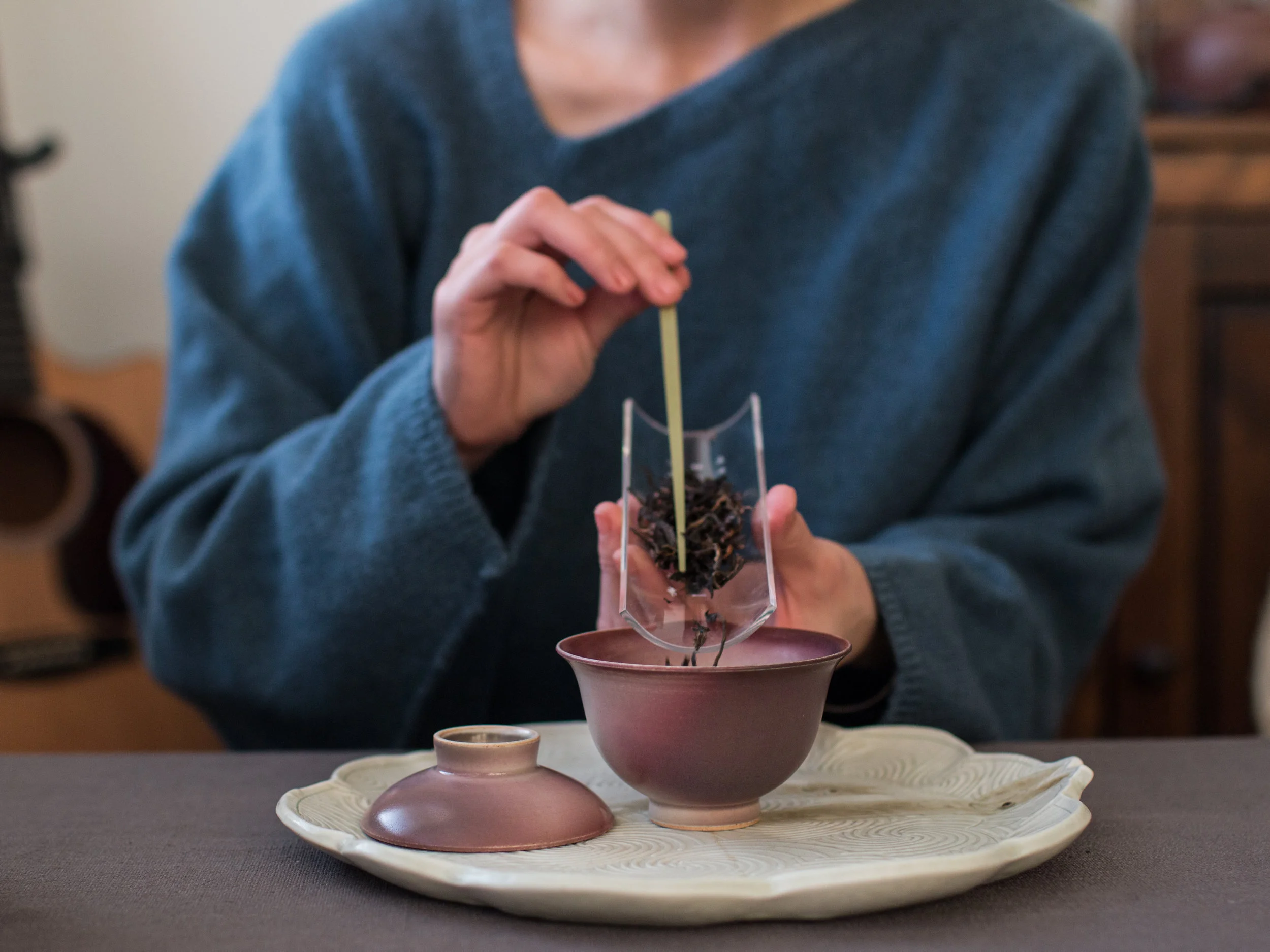 Glass Tea Scoop With Chinese Poem