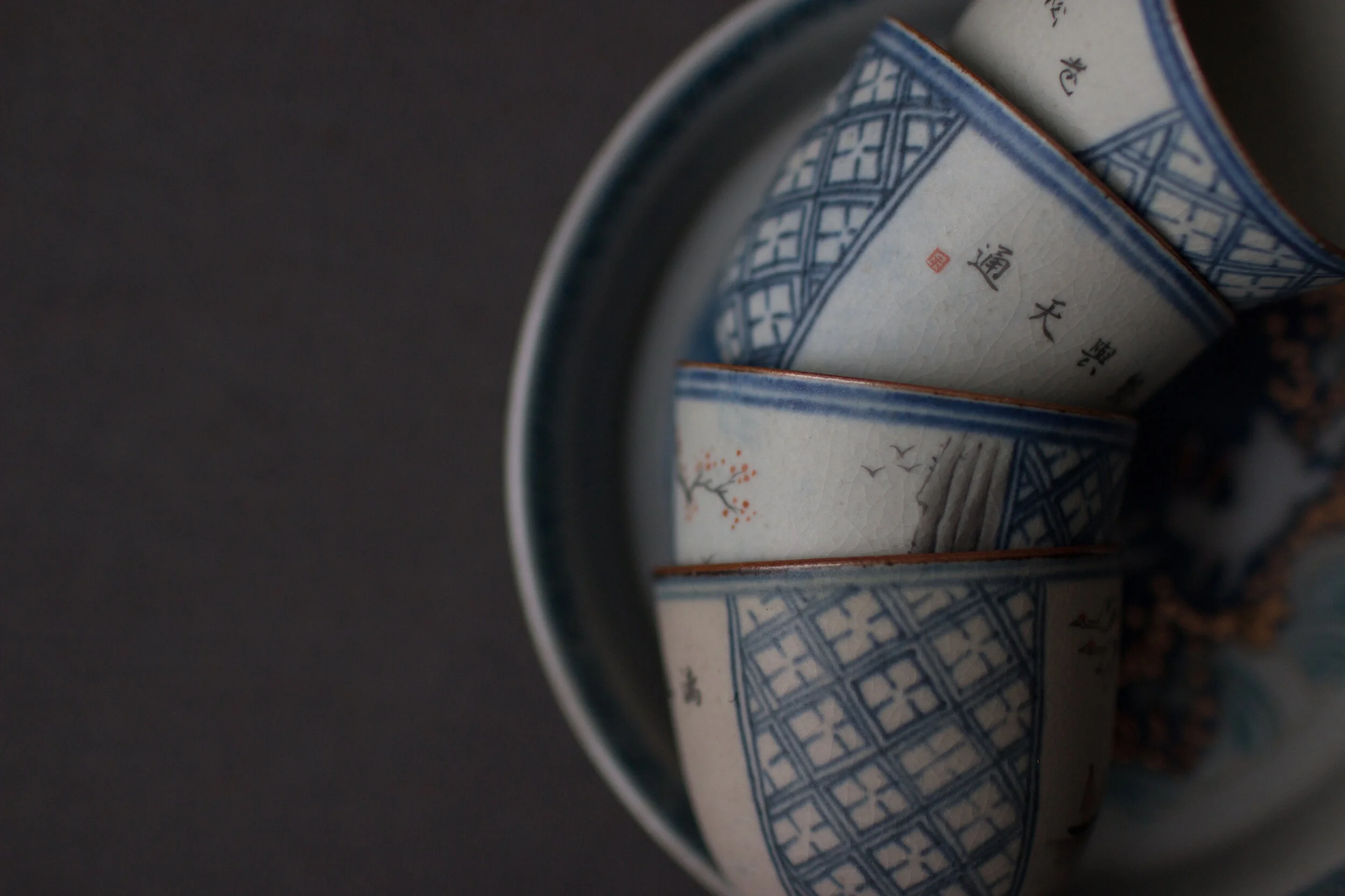 Classic Hand Painted Teacup ( 1 )