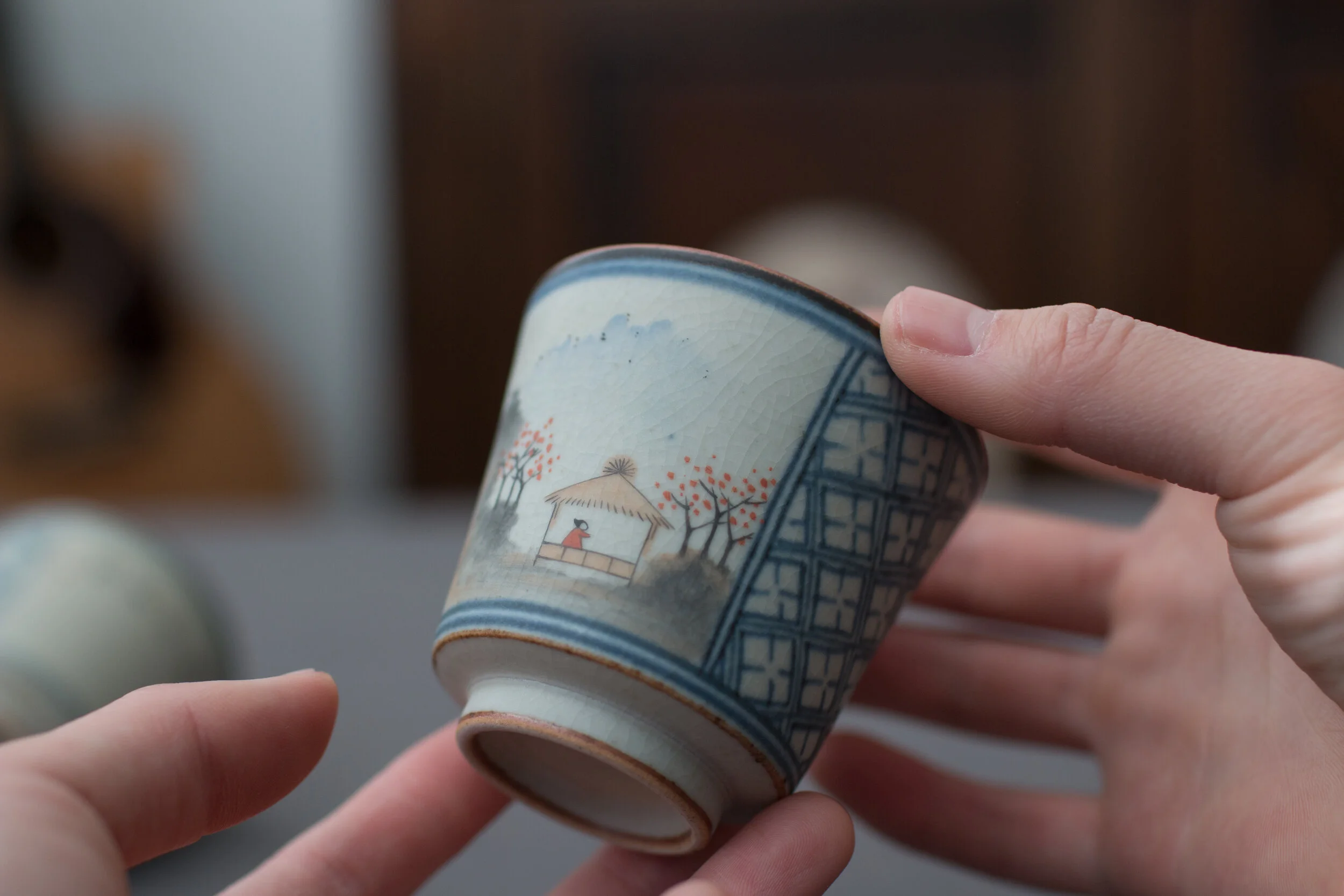 Classic Hand Painted Teacup ( 2 )