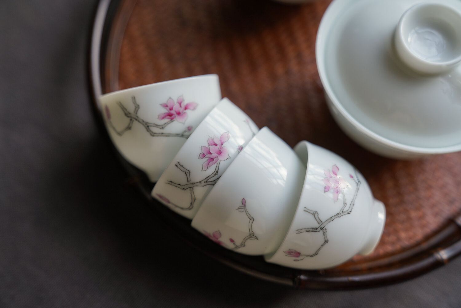 Hand-painted Magnolia Blossom Gaiwan Set