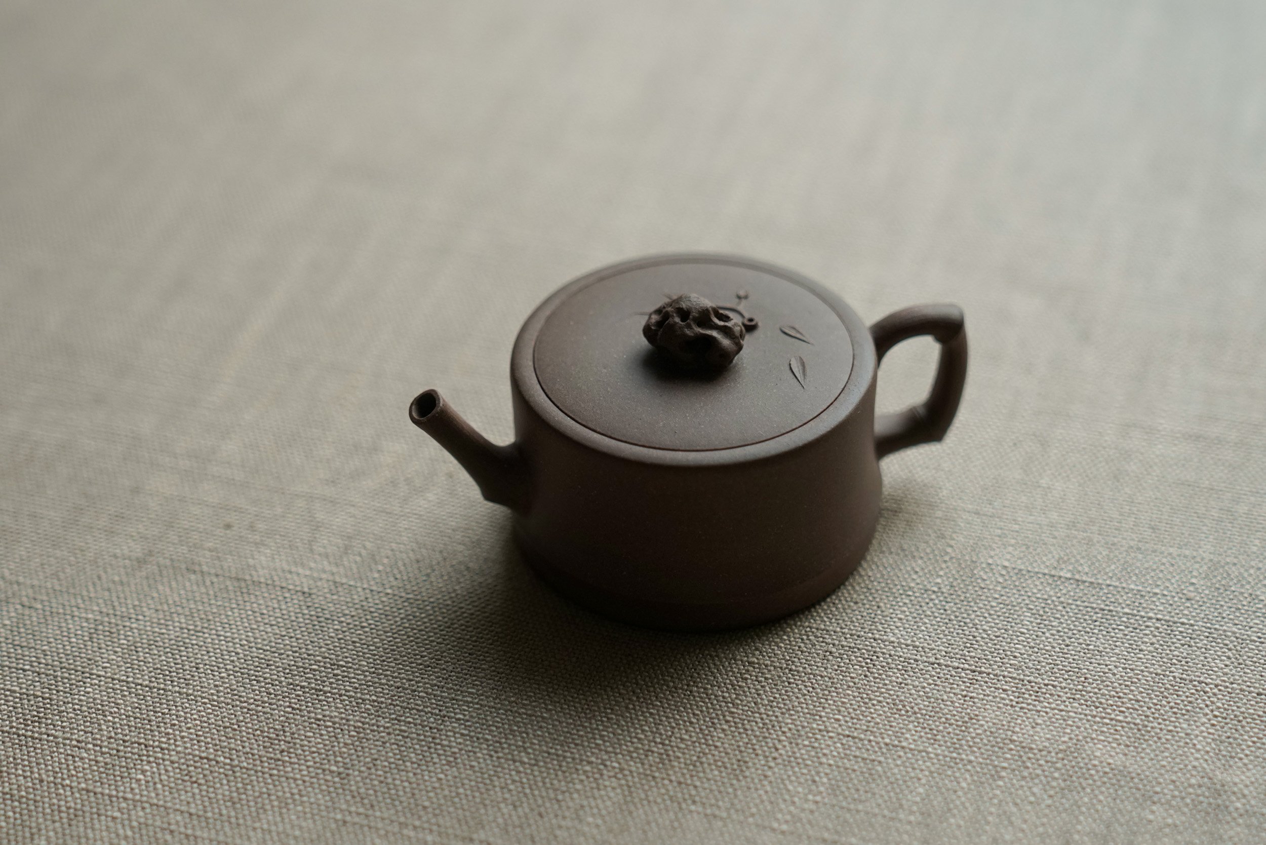 Handmade Duan Ni Clay Rock &amp; Bamboo Teapot