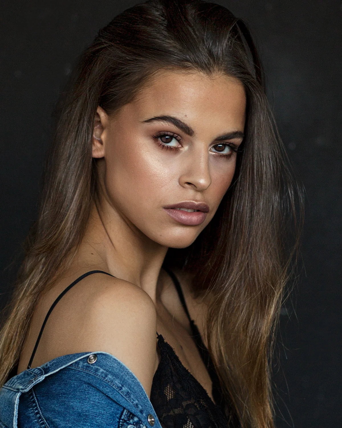 Victoria CHADWICK By Demi Kovac Photography 10.jpg