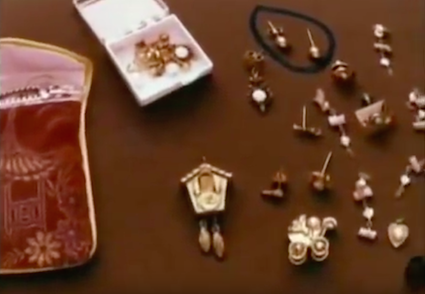 The pouch full of earrings found in the Seattle storage locker (source: The Killing Game Documentary)