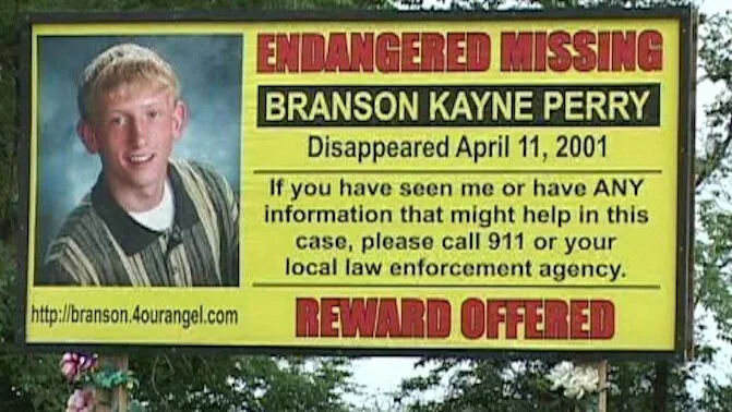 Branson Perry missing person billboard (source: All That’s Interesting)