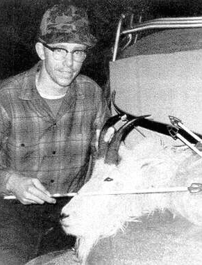 Hansen with a hunting trophy (source: murderpedia.com)