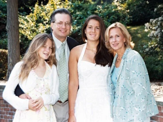 The Petit Family, from left: Michaela, Bill, Hayley and Jennifer (source: Wikipedia)