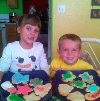 Victoria and her brother Matthew (source: Facebook)