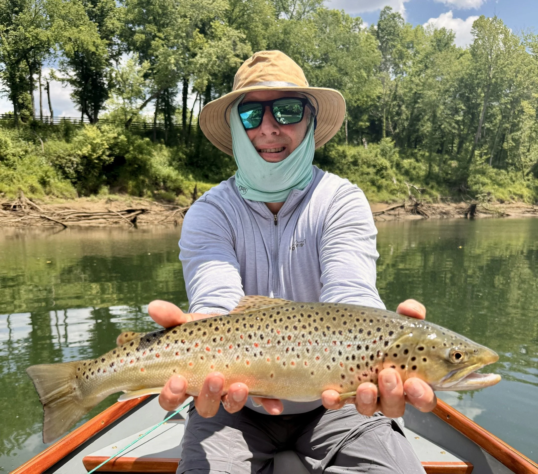  JOE ED CONN SHOWING OFF THE SPOTS 