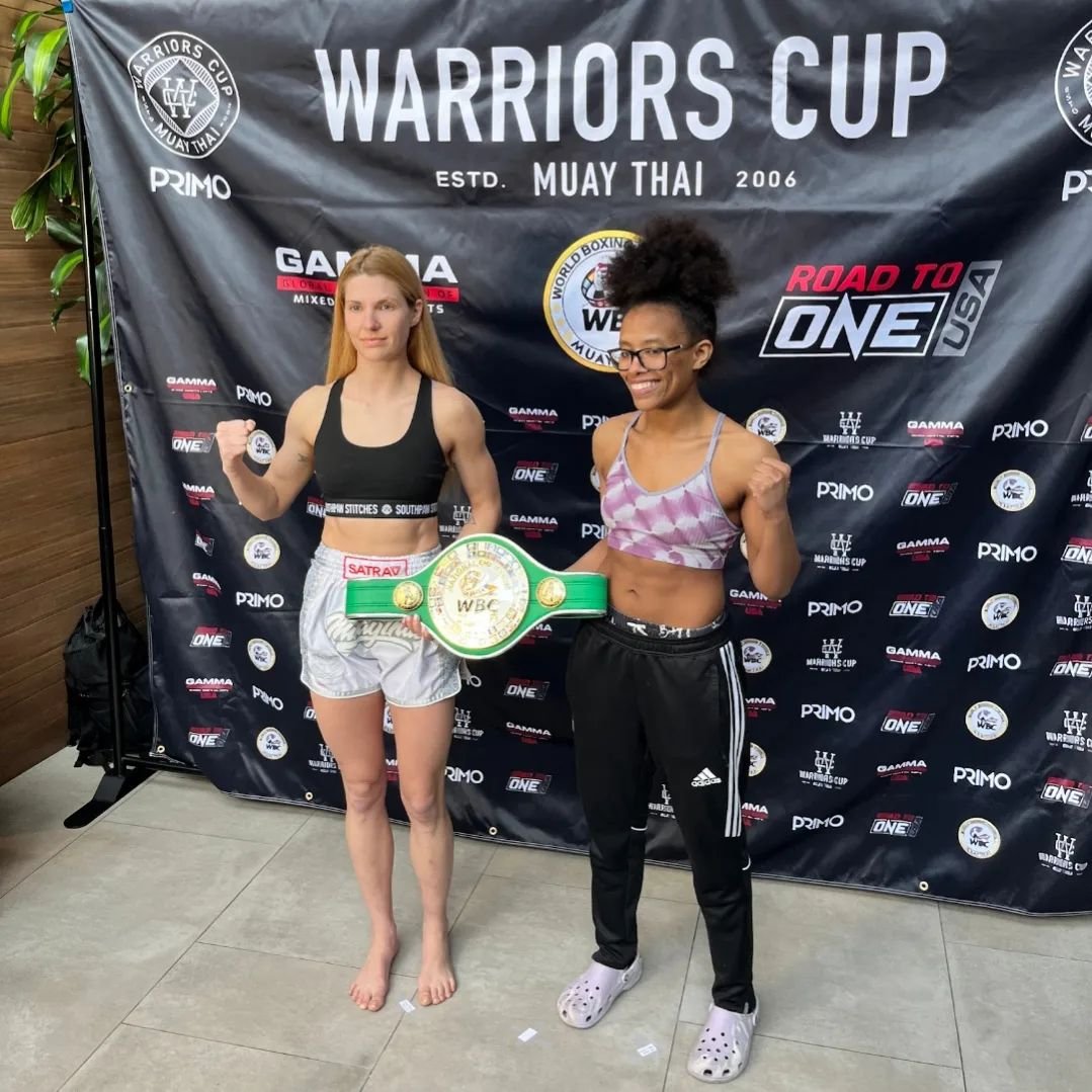 🏆 WBC NATIONAL TITLE 🏆

Megan and her opponent have both made weight.
She has been training hard and we are looking forward to seeing her perform on the hugely popular Warriors Cup promotion. 

Thank you for bringing the team over and thank you to 
