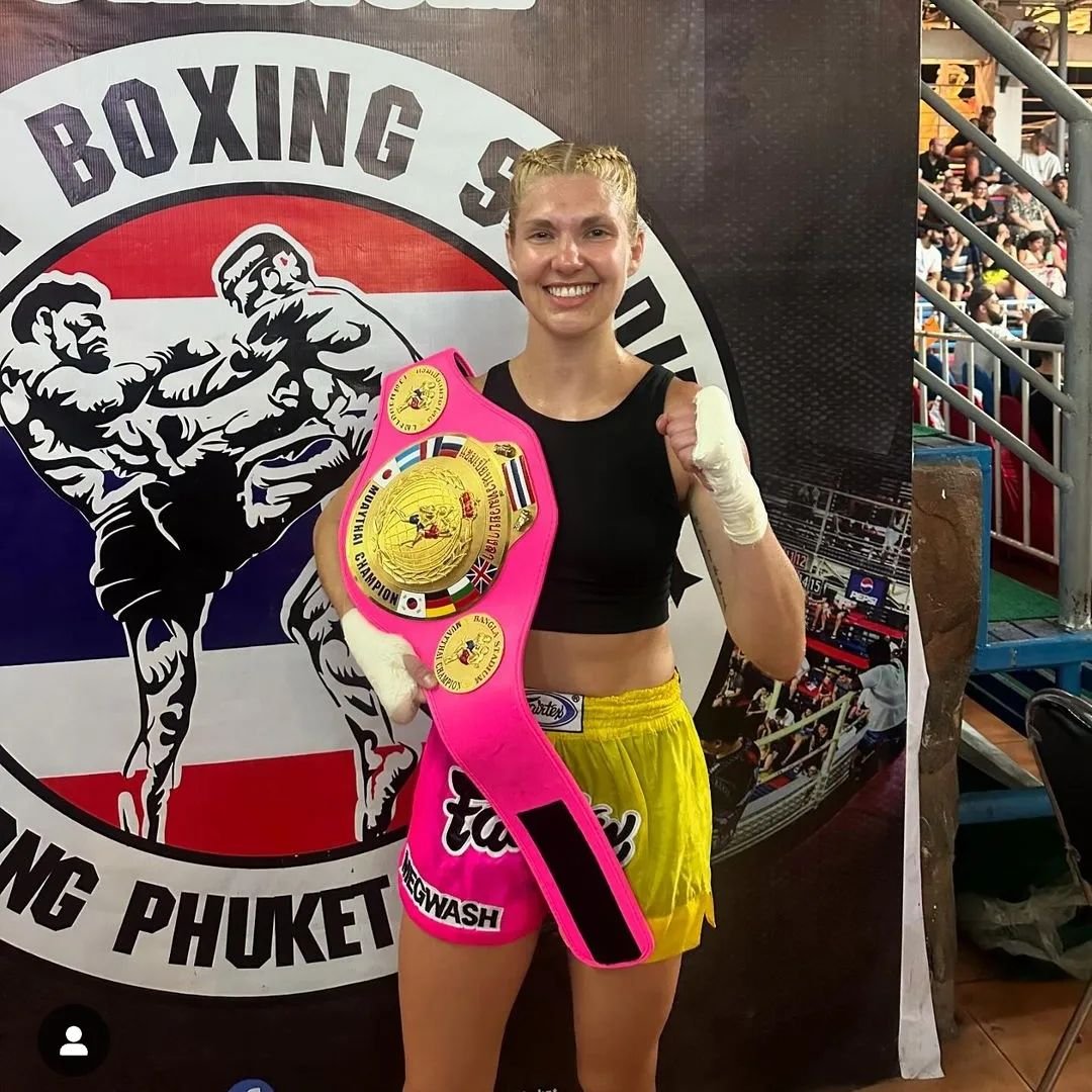 Megan gets the win by TKO in the 2nd round in Thailand today! 

Congratulations Meg, see you back stateside soon!

#muaythai #muayying #woodenmanmuaythai