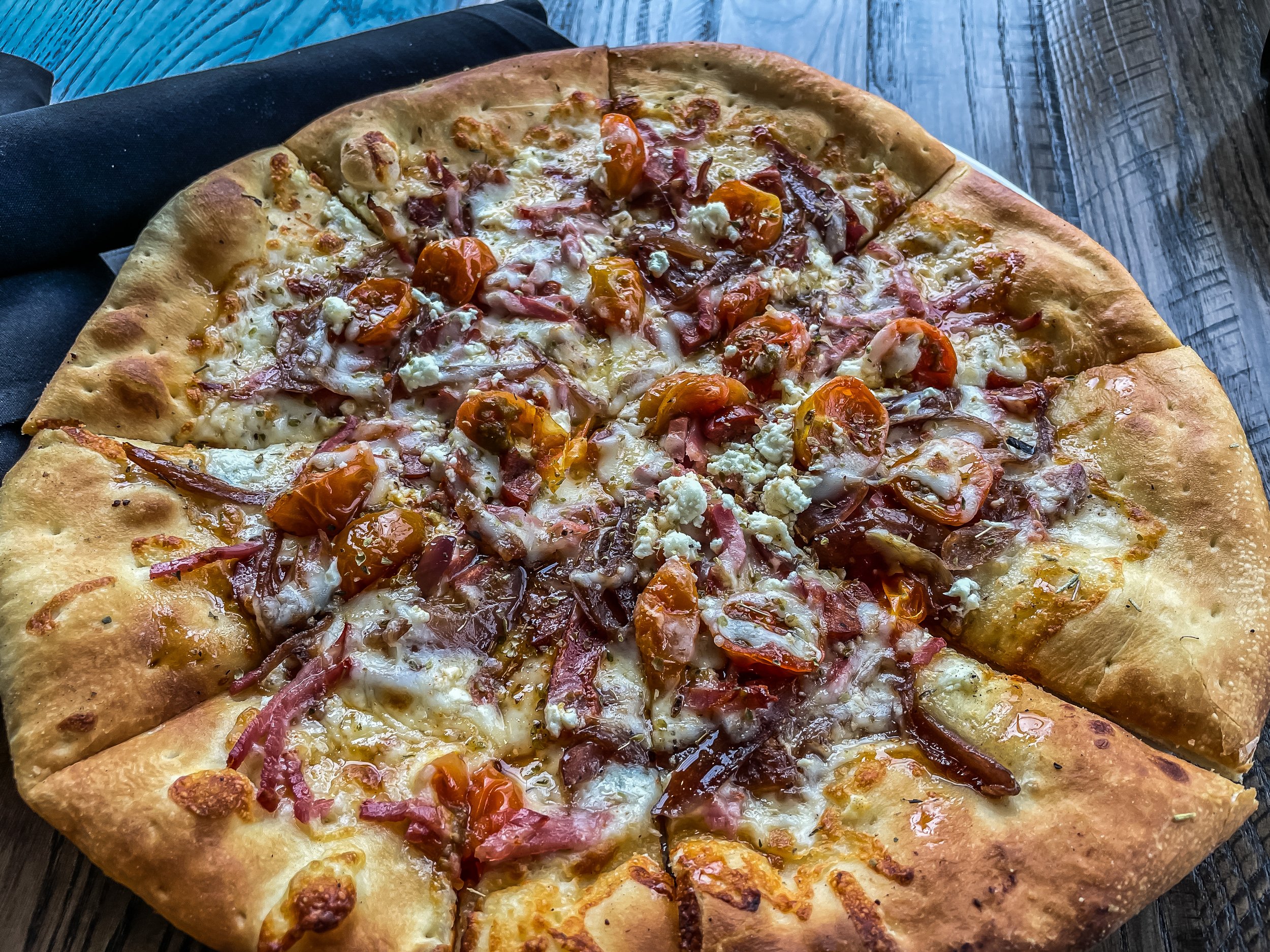 SAUSAGE AND HONEY PIZZA