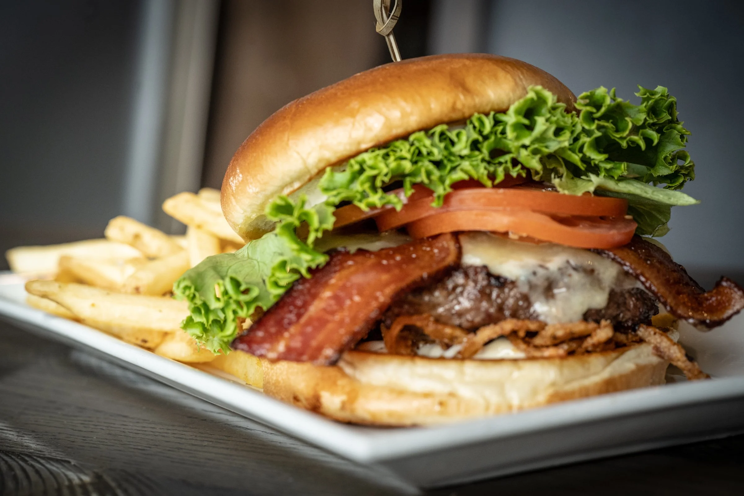 TWIGS SIGNATURE BURGER