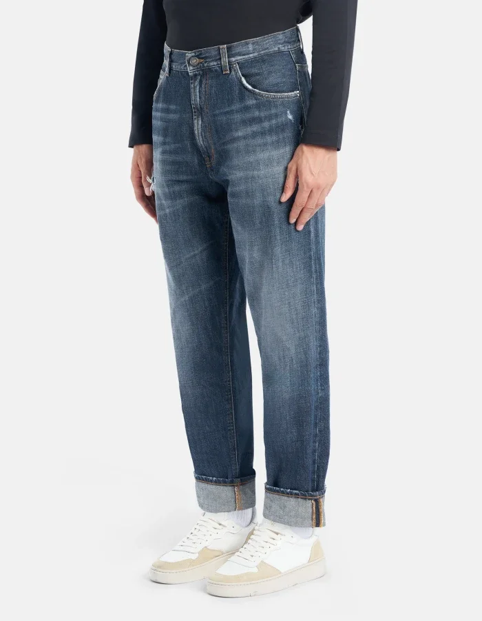 UP612_DFH270U_LN4_DU_W25_800_5.webp