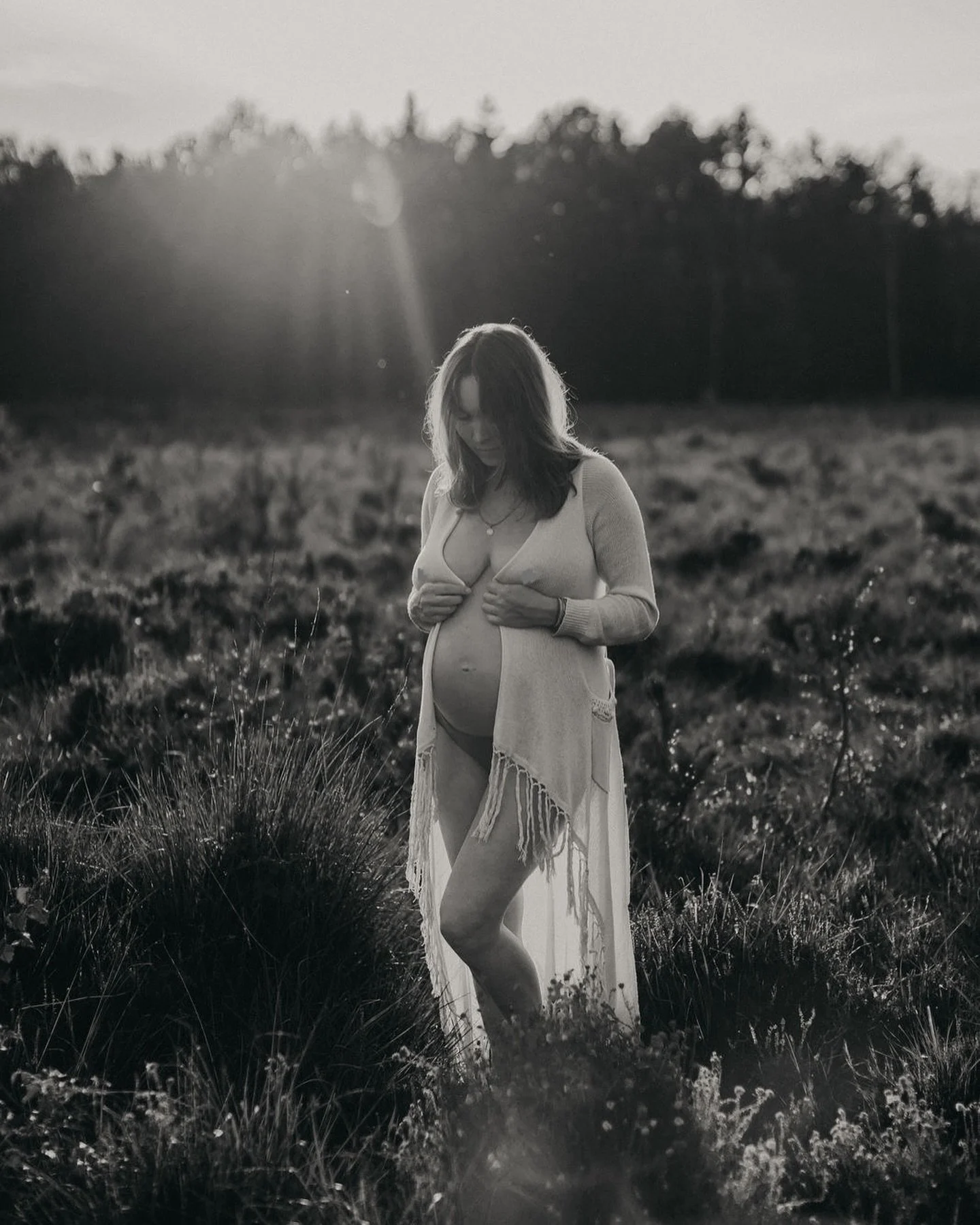 my muse 💫
&bull;
&bull;
&bull;
&bull;
#babybauchshooting #familienfotografie #neugeborenenfotografie #maternityphotography #maternityshoot