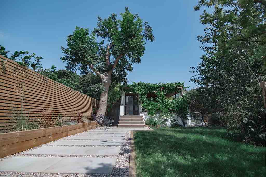 Garden_Brighton_treesurgerysmall.jpg