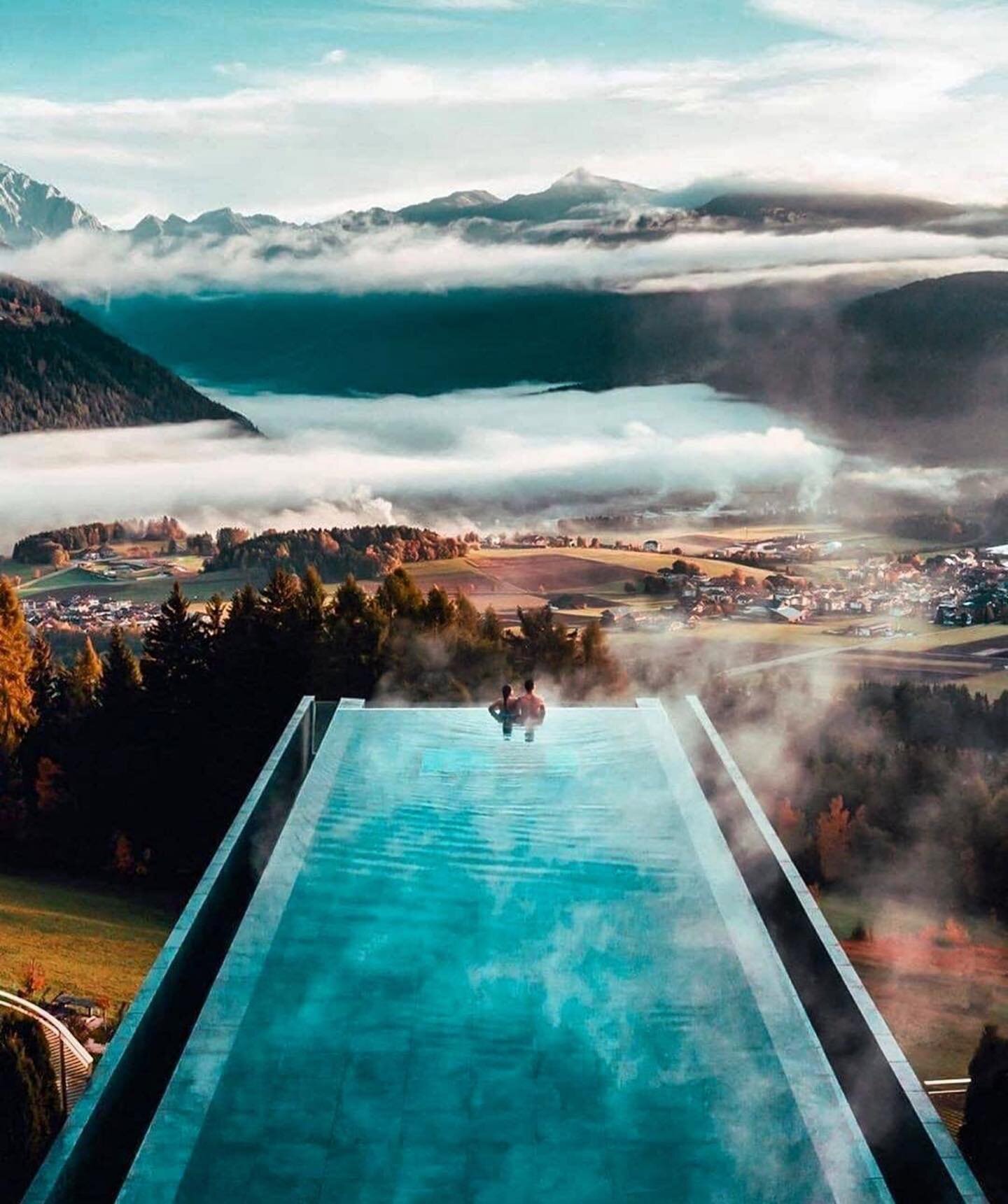 The perfect view for the weekend. The Dolomites is one of the clients favorite destination for nature lover, healthy breaks and hikers. The destination combines mind-blowing landscape and top luxury hotels. 
Is it on you bucket list ? 
&bull;&bull;&b
