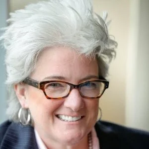 Lisa_Bridges.jpg