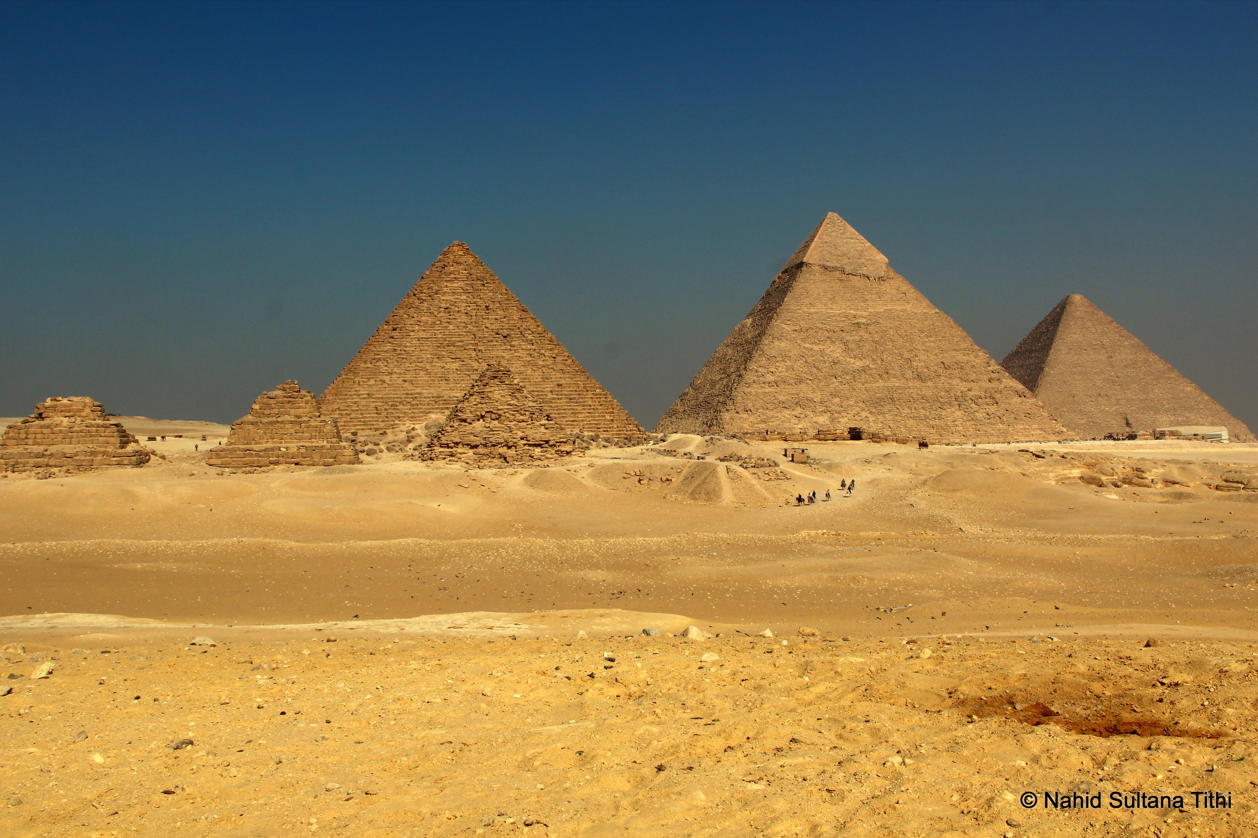 giza_pyramids.jpg
