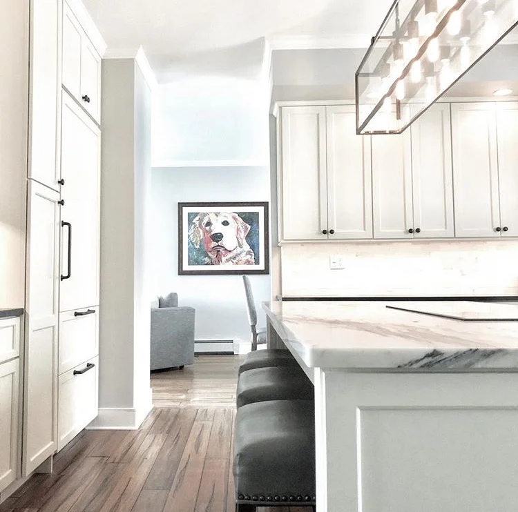 A bright, clean kitchen brought to life by our designers in Manchester, VT.