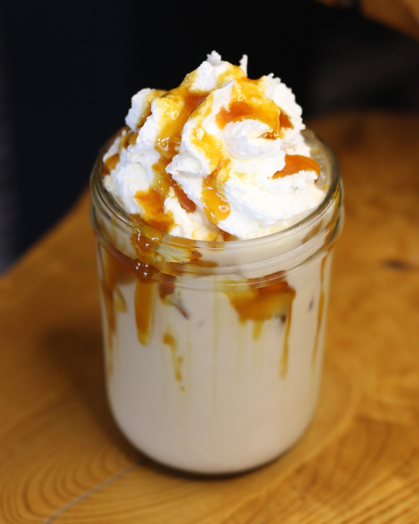 Need a late day pick-me-up? *𝘏𝘦𝘺 𝘎𝘰𝘰𝘨𝘭𝘦, 𝘨𝘪𝘷𝘦 𝘮𝘦 𝘥𝘪𝘳𝘦𝘤𝘵𝘪𝘰𝘯𝘴 𝘵𝘰 𝘎𝘢𝘵𝘩𝘦𝘳𝘪𝘯𝘨 𝘎𝘳𝘰𝘶𝘯𝘥𝘴 𝘊𝘰𝘧𝘧𝘦𝘦 𝘏𝘰𝘶𝘴𝘦* ☕ 404 Main St. in Huron ❖ 𝘞𝘦'𝘳𝘦 𝘰𝘱𝘦𝘯 𝘶𝘯𝘵𝘪𝘭 7𝘱𝘮.