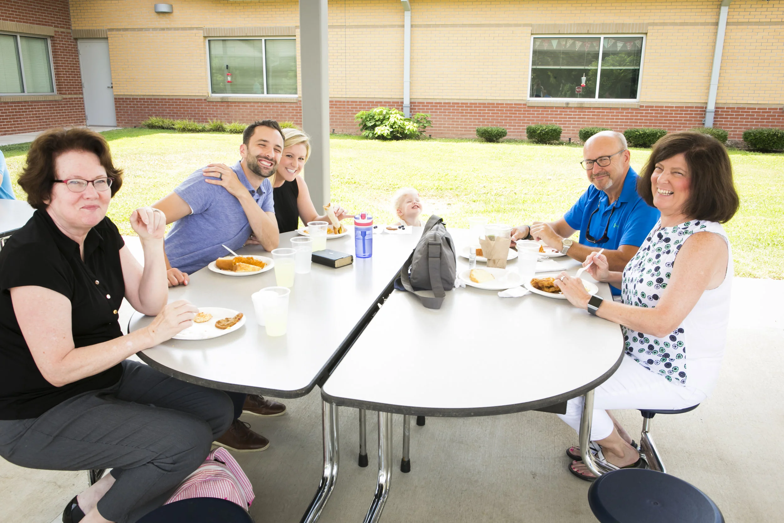 2RC_Potluck_2018-8.jpg