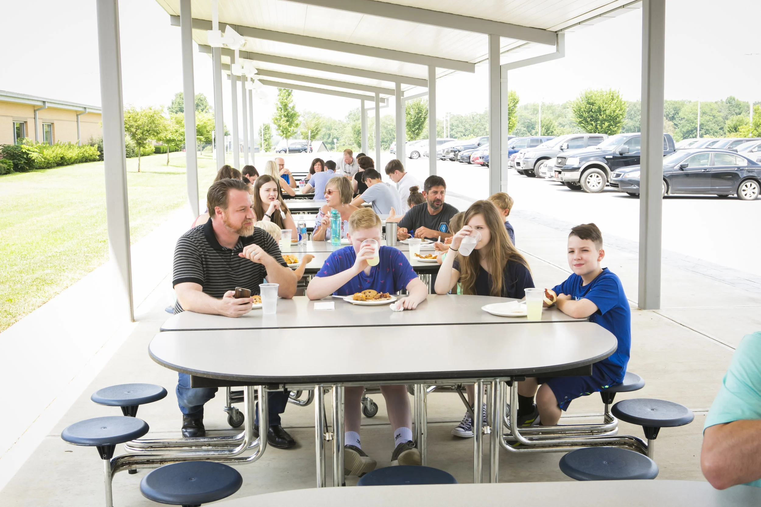 2RC_Potluck_2018-10.jpg