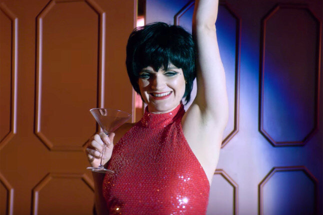 glow-liza-minnelli.jpg