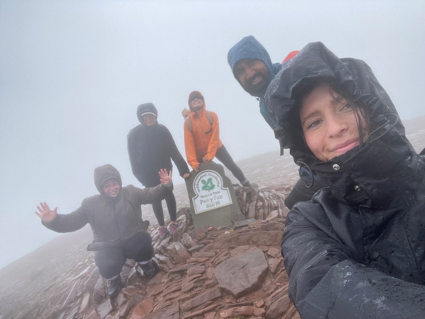 We made it! 🙌🏼 

This morning we decided to go for a team hike up Pen-y-fan! ⛰️ safe to say we&rsquo;re drenched and knackered now! 

#teamwalk #penyfanmountain