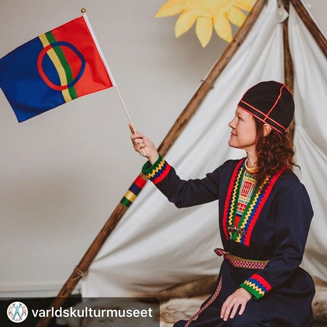 JOJK-ALONG KONSERT

H&auml;ng med! 
Idag @varldskulturmuseet G&ouml;teborg kl 13.30
F&ouml;r hela familjen 
Det blir underbart! ❤️
-
med @astromrickard @slagkraft 
#Repost @varldskulturmuseet with @download_repost
・・・
&quot;Med jojken skapas en k&aum