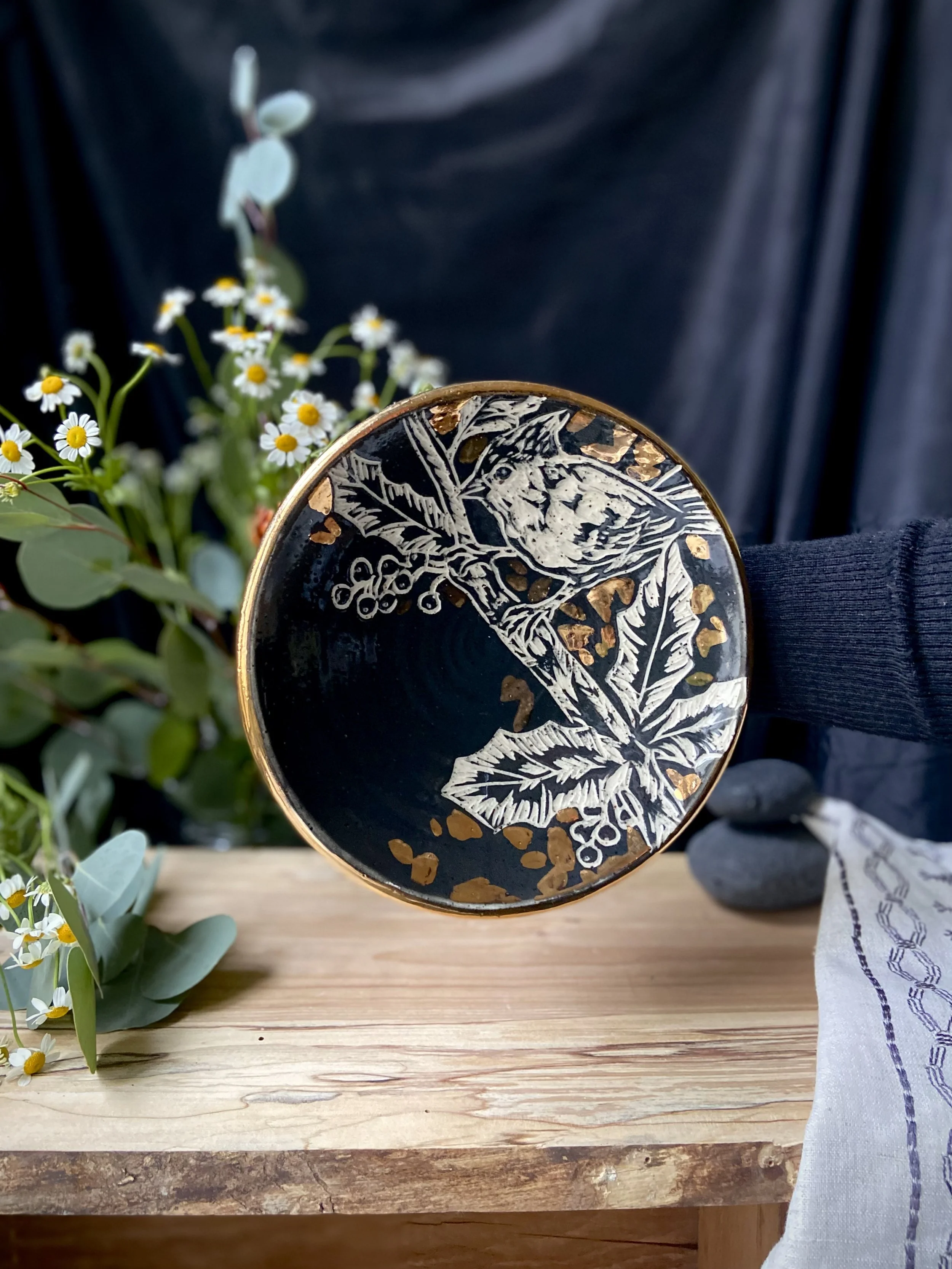 Holly with Bird Hanging Plate