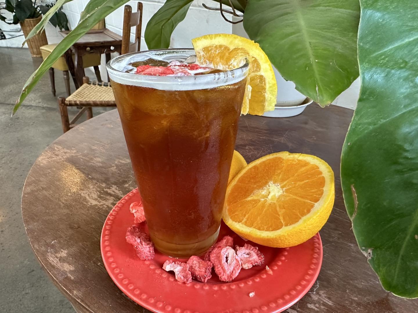 New double stamp drink alert! The Nite Berry is a nitro-based drink flavored with strawberry, ginger and a hint of orange. It&rsquo;s cold and refreshing, which is perfect for these late summer days! Come in and earn a double stamp on your loyalty ca