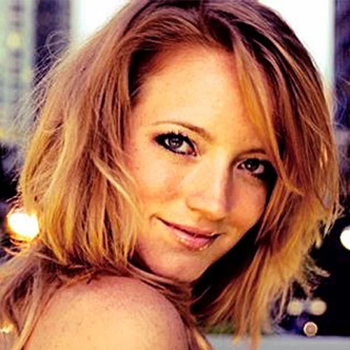Alissa-Head-Shot.jpg