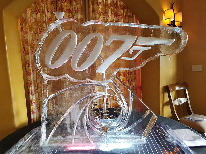 007 James Bond Martini Luge