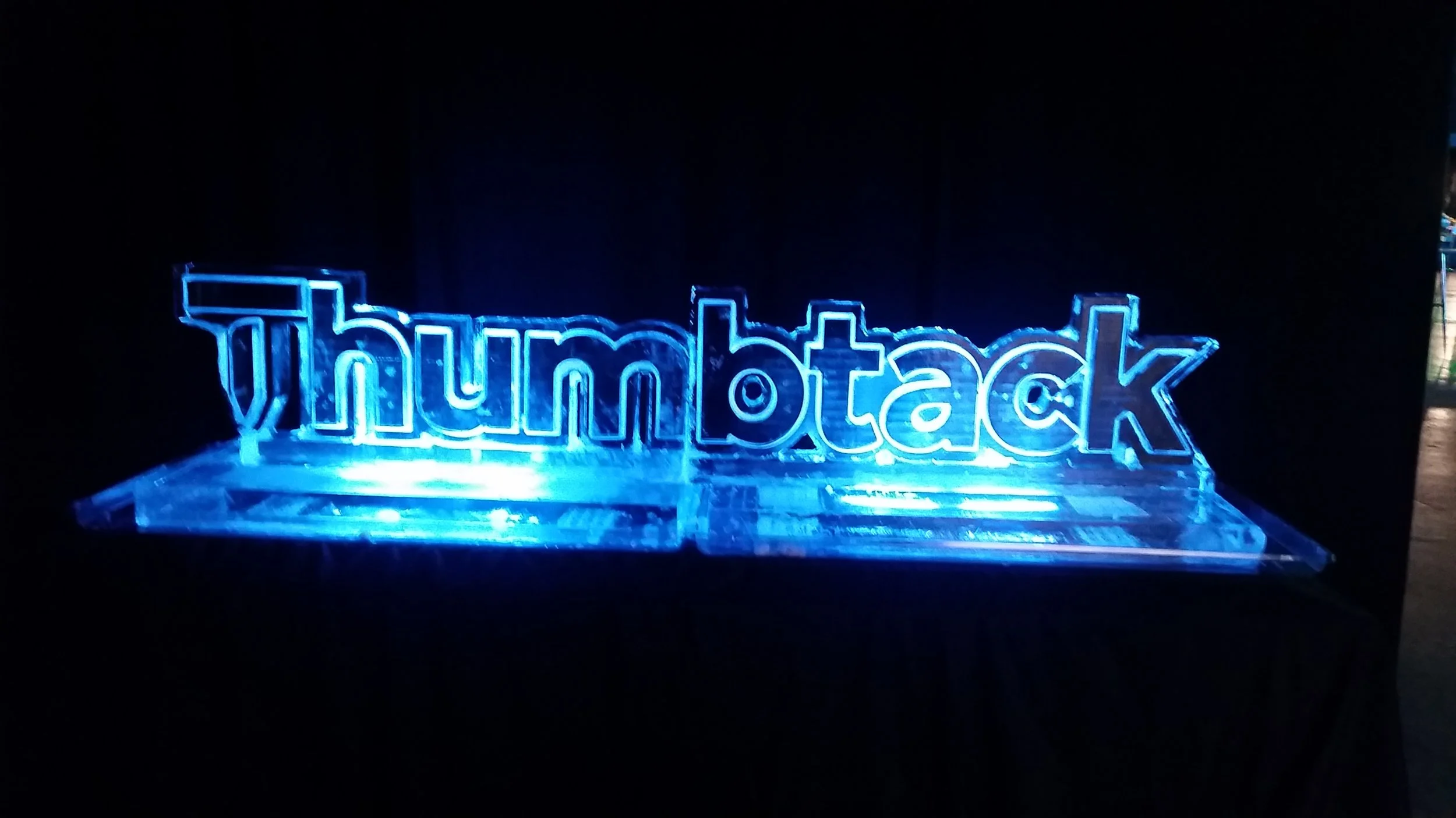 Thumbtack Logo