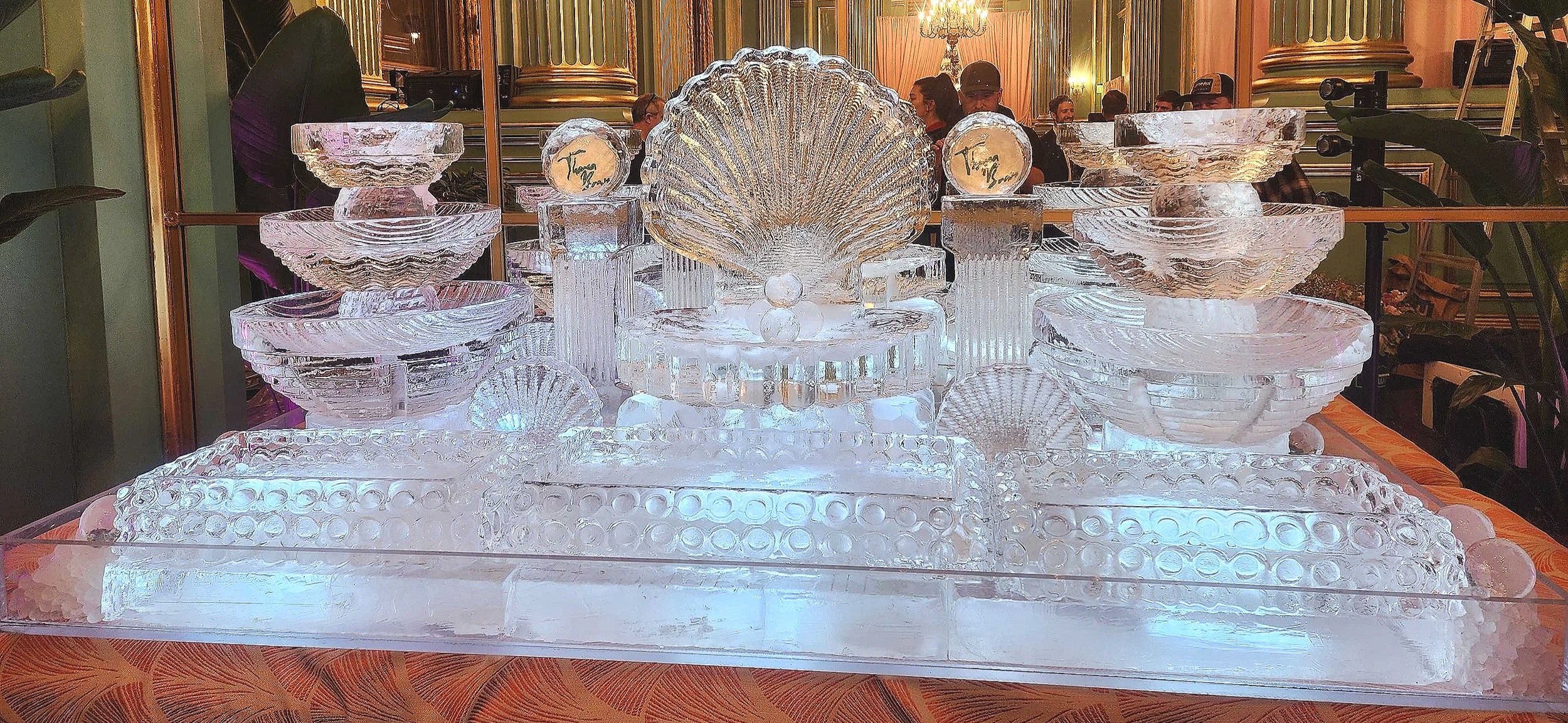 Large Clam Ice Sculpture Display with Three Tier Round Ice Bowls