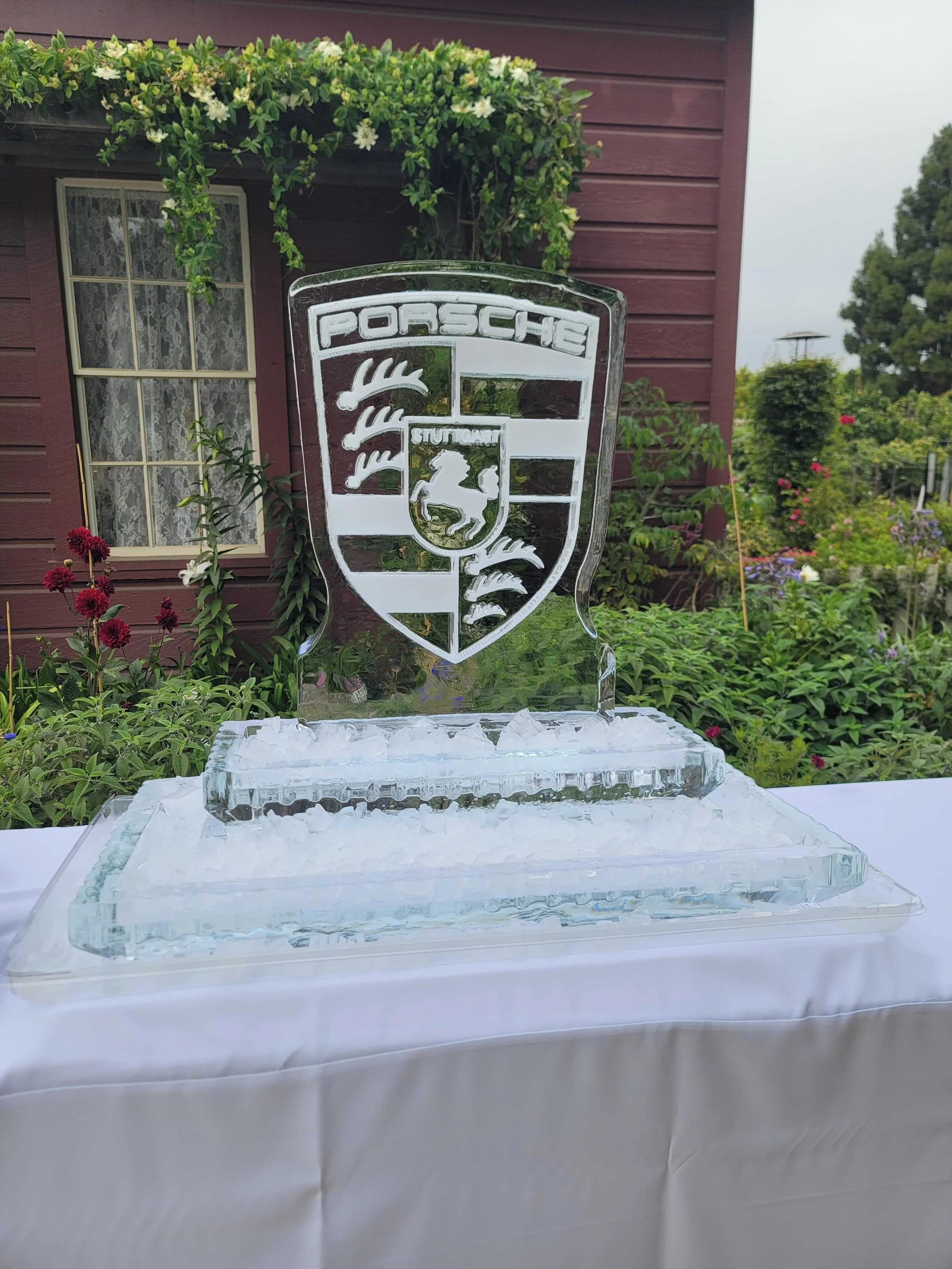 Porsche Ice Sculpture with Ice Seafood Tray.jpg