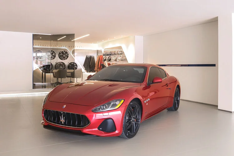 Maserati-Fabiorama-12-GranTurismoRojo.jpg