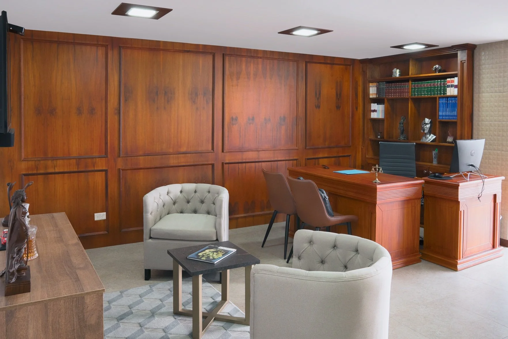 OficinaAbogado001-Foto001.jpg