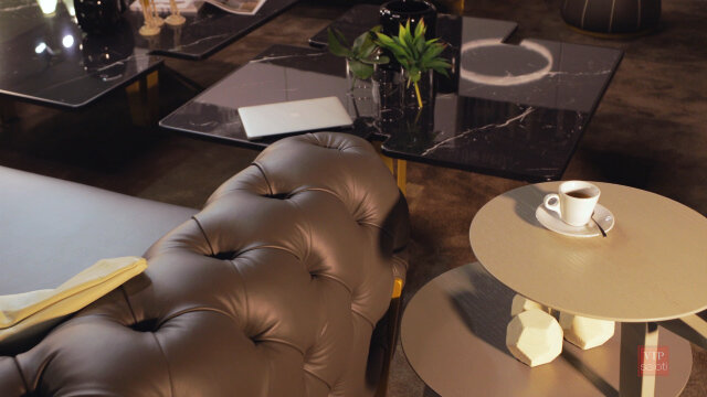 Stylish Belladonna modern sofa set