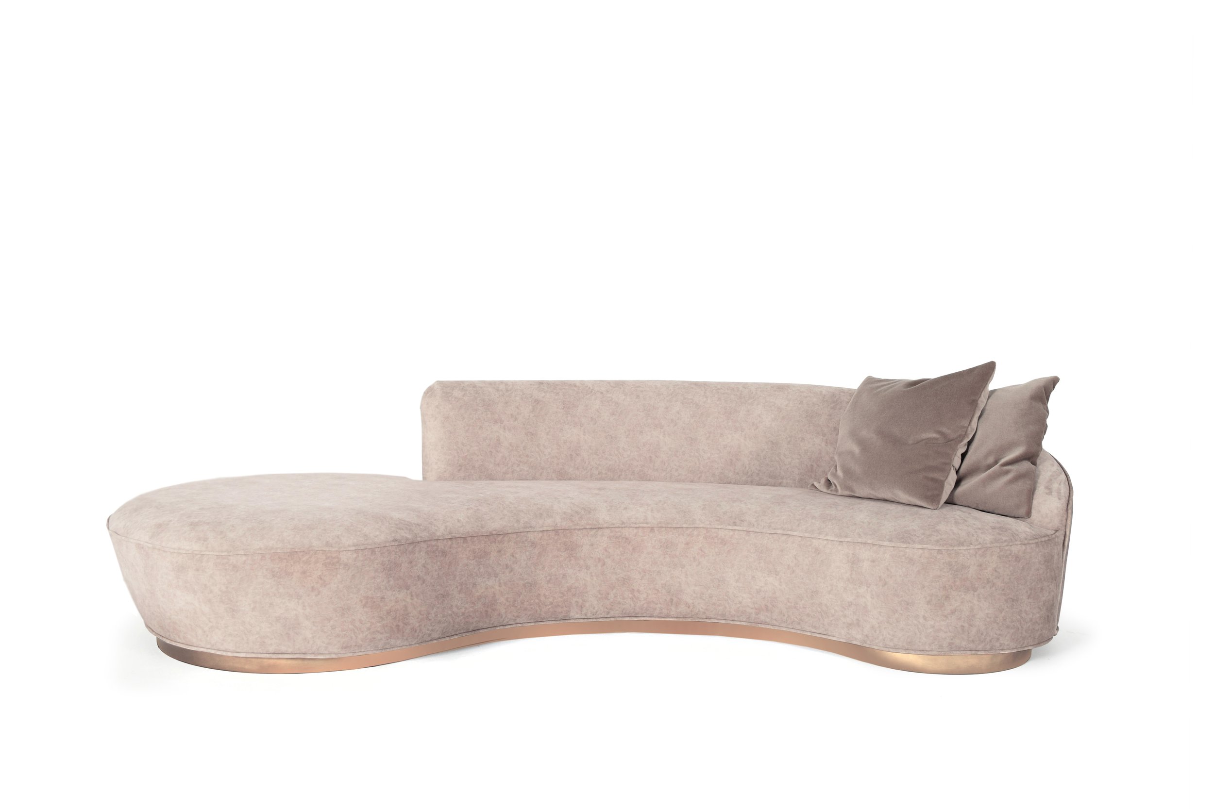 Front view of Oscar curved sofa with cushion
